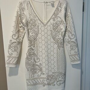 VENUS White Long-Sleeve V-Neck Embellished Bodycon Dress